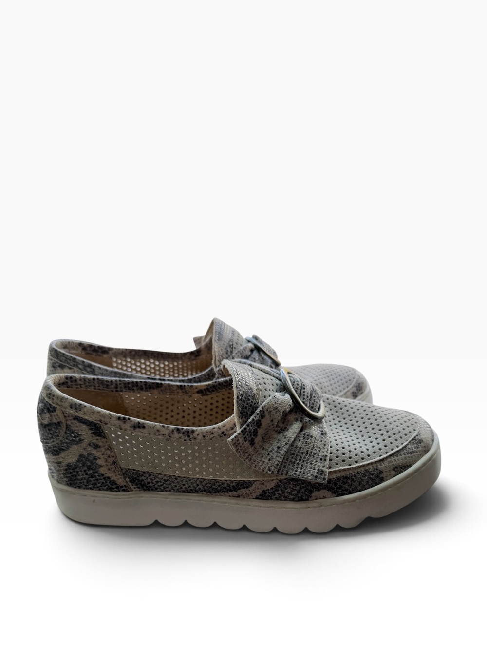 Casta Women  Slip-On Casual Loafers in Beige Snake Print Size 37 US Sz 7